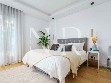 Villa en Nueva Andalucía en venta