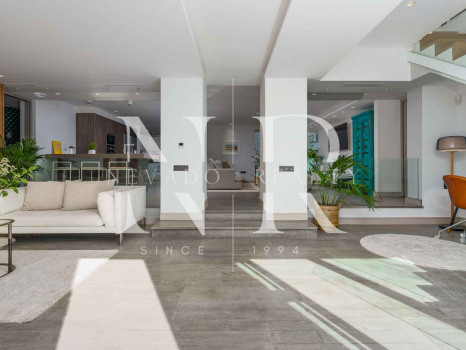 Villa en Nueva Andalucía en venta