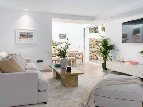 Villa in Nueva Andalucía for sale