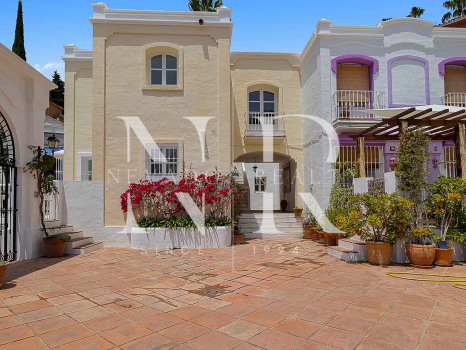 Adosada en Urbanización La Perla de la Heredia en venta