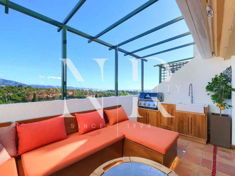 Ático con vistas en al mar en alquiler de corta temporada en Marbella