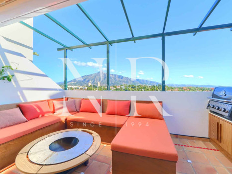 Ático con vistas en al mar en alquiler de corta temporada en Marbella
