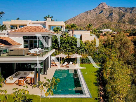 Villa in Lomas del Virrey, Golden Mile, under construction