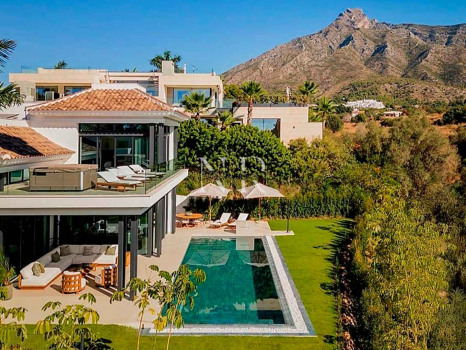 Villa in Lomas del Virrey, Golden Mile, under construction