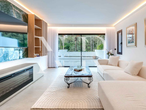 Apartamento en la Milla de Oro con amplia terraza en venta