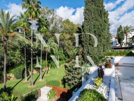 Apartamento en la Milla de Oro con amplia terraza en venta