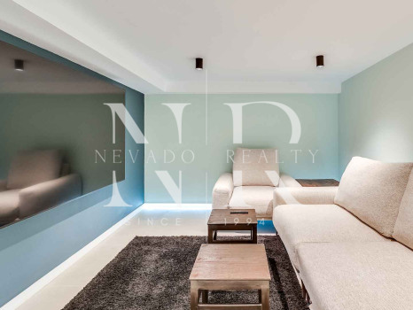 Apartamento en la Milla de Oro con amplia terraza en venta