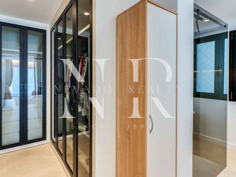 Apartamento en la Milla de Oro con amplia terraza en venta
