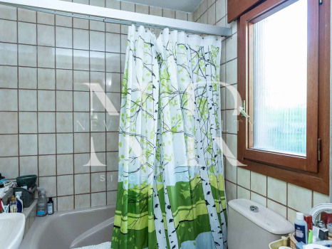 Villa para reformar con parciales vistas al mar en Huerta Belón en venta.