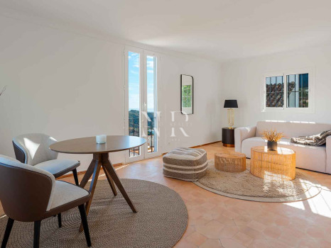 Classic Andalusian-style villa for sale in El Madroñal