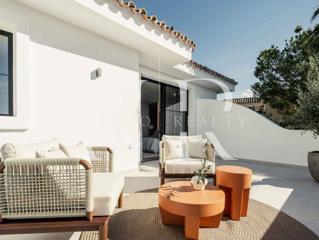 Villa in Nueva Andalucía completely renovated for sale