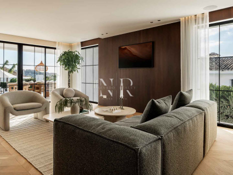 Villa en Nueva Andalucía completamente renovada en venta