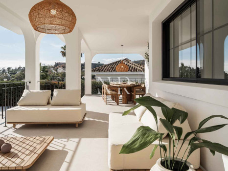 Villa en Nueva Andalucía completamente renovada en venta