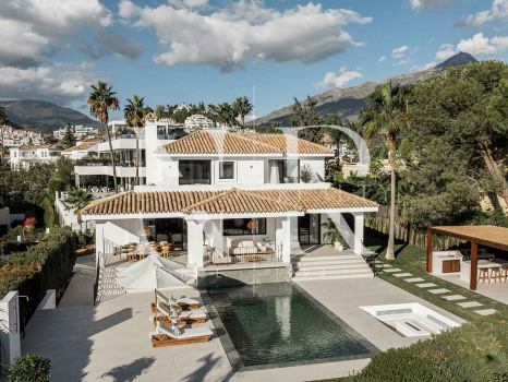 Villa in Nueva Andalucía completely renovated for sale