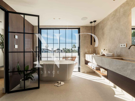 Villa in Nueva Andalucía completely renovated for sale