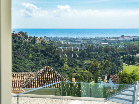 Villa en Lomas de la Quinta de nueva construcción en venta
