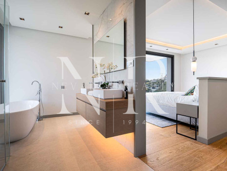 Newly built villa for sale in Lomas de la Quinta