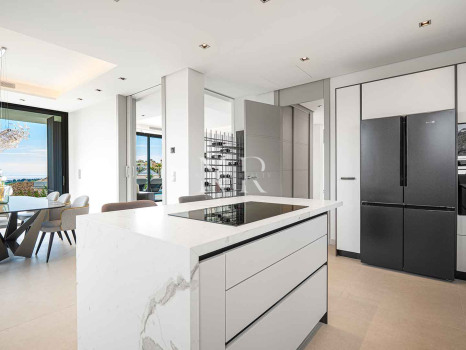 Villa en Lomas de la Quinta de nueva construcción en venta