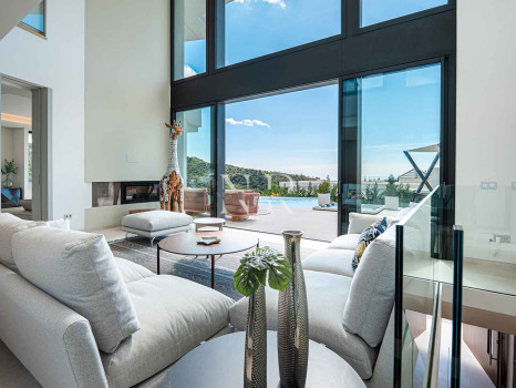 Villa en Lomas de la Quinta de nueva construcción en venta