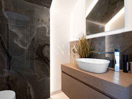 Villa en Lomas de la Quinta de nueva construcción en venta