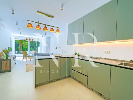 Apartment on the Golden Mile, fully renovated, second line from the beach, available for short-term rental