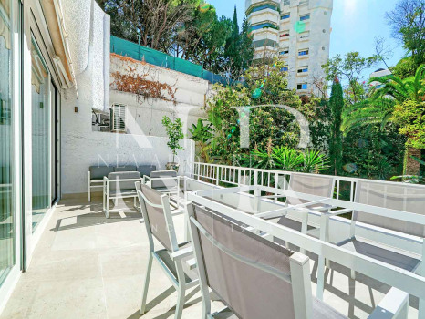 Apartment on the Golden Mile, fully renovated, second line from the beach, available for short-term rental