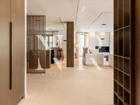 Completely renovated villa for sale in Atalaya Golf