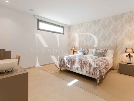 Completely renovated villa for sale in the La Cerquilla residential area