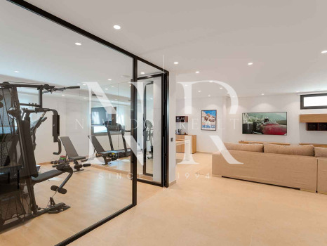 Completely renovated villa for sale in the La Cerquilla residential area