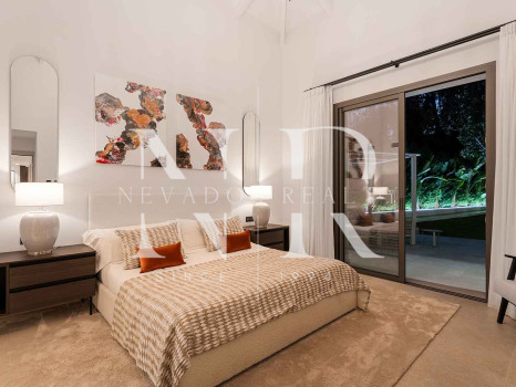 Completely renovated villa for sale in the La Cerquilla residential area
