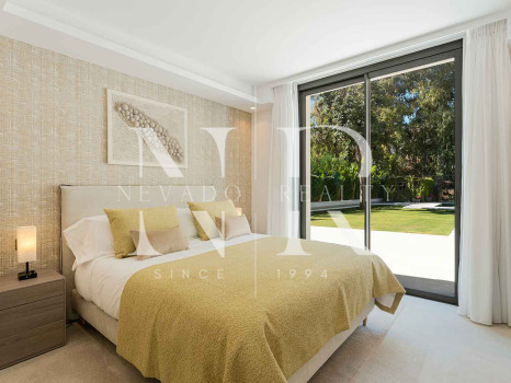 Completely renovated villa for sale in the La Cerquilla residential area
