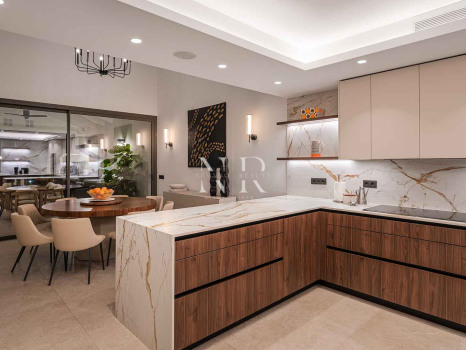 Villa en Urbanización La Cerquilla completamente renovada en venta
