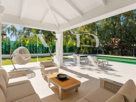 Completely renovated villa for sale in the La Cerquilla residential area