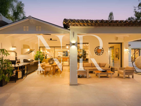 Completely renovated villa for sale in the La Cerquilla residential area