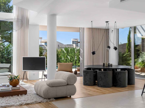 Villa jumelée à vendre dans le lotissement Meisho Hills avec vue panoramique sur la mer