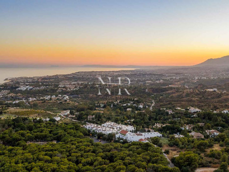 Villa jumelée à vendre dans le lotissement Meisho Hills avec vue panoramique sur la mer