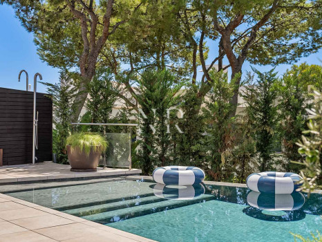 Villa jumelée à vendre dans le lotissement Meisho Hills avec vue panoramique sur la mer