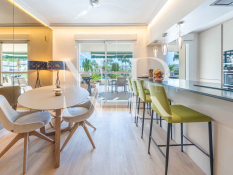 Appartement rénové à vendre dans le complexe résidentiel Locrimar