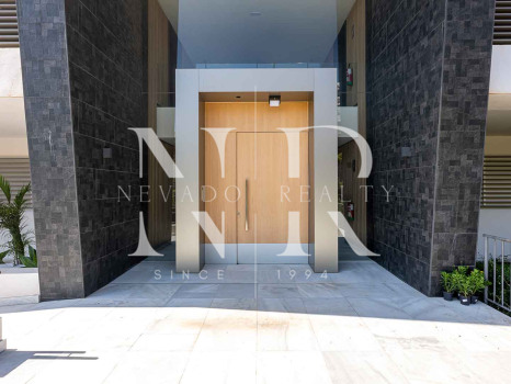 Apartamento en Urbanización Byu Hills con vistas panorámicas al mar en venta
