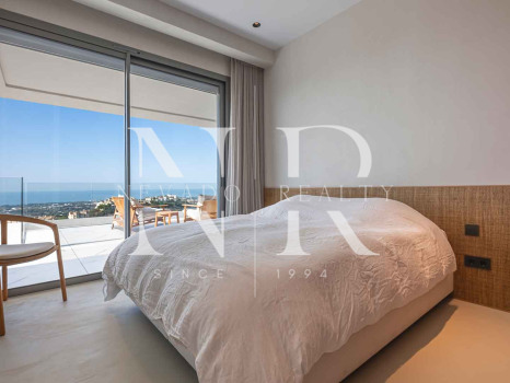 Apartamento en Urbanización Byu Hills con vistas panorámicas al mar en venta
