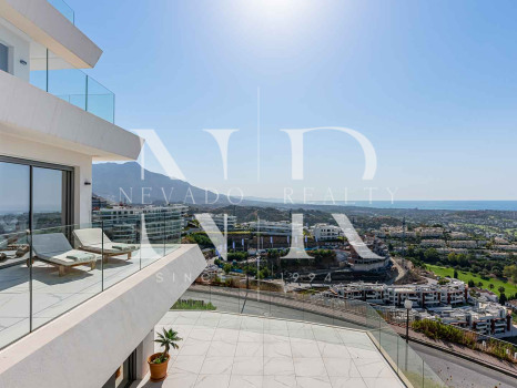 Apartamento en Urbanización Byu Hills con vistas panorámicas al mar en venta