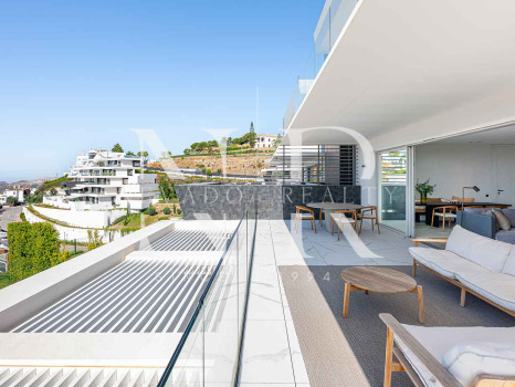 Apartamento en Urbanización Byu Hills con vistas panorámicas al mar en venta