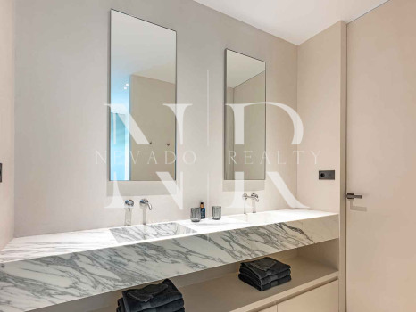Apartamento en Urbanización Byu Hills con vistas panorámicas al mar en venta