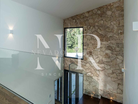 Villa en Bel Air de diseño con vistas al mar en venta
