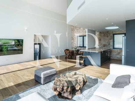 Villa en Bel Air de diseño con vistas al mar en venta