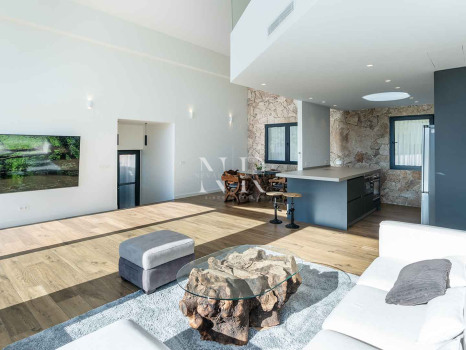 Villa en Bel Air de diseño con vistas al mar en venta