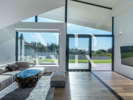 Villa en Bel Air de diseño con vistas al mar en venta