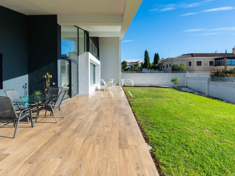 Villa en Bel Air de diseño con vistas al mar en venta