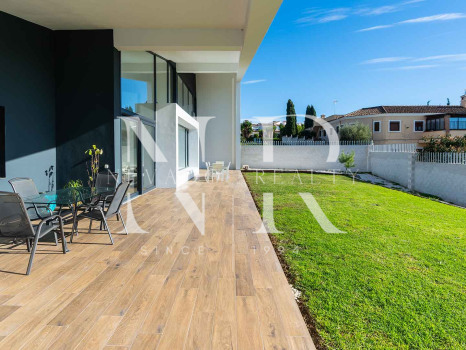 Villa en Bel Air de diseño con vistas al mar en venta