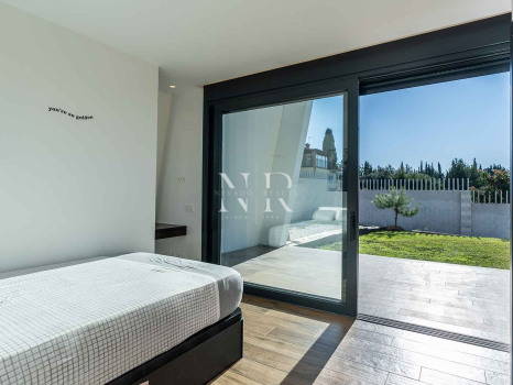 Villa en Bel Air de diseño con vistas al mar en venta